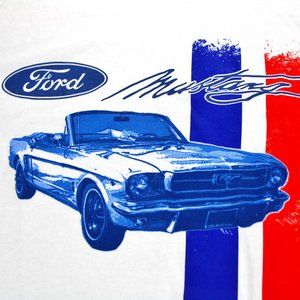 Ford Mustang Convertible T-Shirt Mens Size 2XL White Ford Motor Company Tee EUC